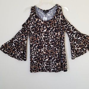 Melissa Paige Cold Shoulder Top NWT size M